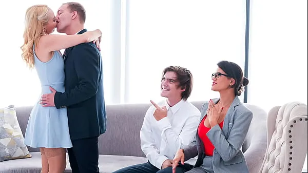 타부 미일프 스왑: 양아들이 꽉 찬 질을 뚫고 뜨거운 정액으로 채우다